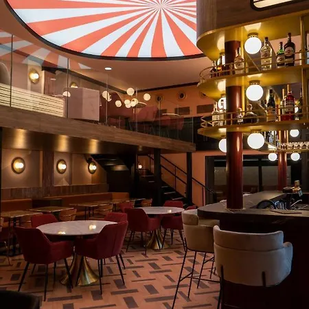 Szálloda Clapclap Hotel, Food & Bar 3*