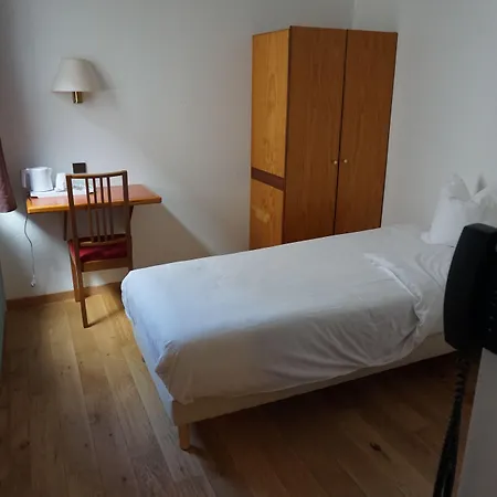 호텔 Clapclap Hotel, Food & Bar