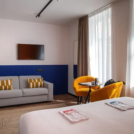 Clapclap Hotel, Food & Bar 호텔 스트라스부르