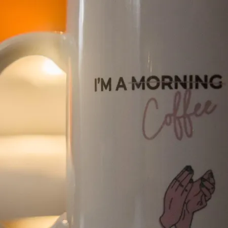 Clapclap Hotel, Food & Bar