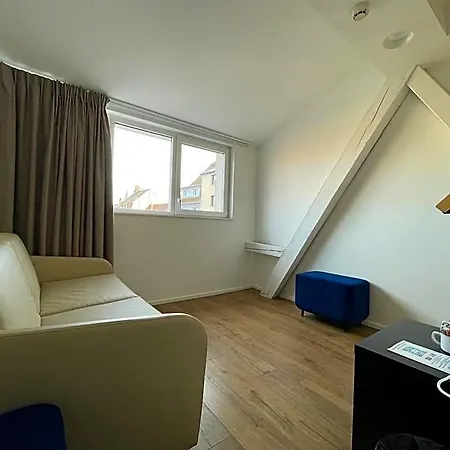Clapclap Hotel 3*