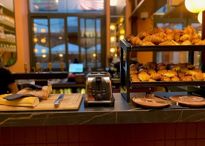 Clapclap Hôtel, Food&bar Hotel Straatsburg