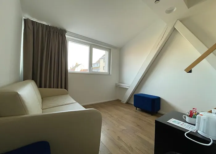 Clapclap Hôtel, Food&bar