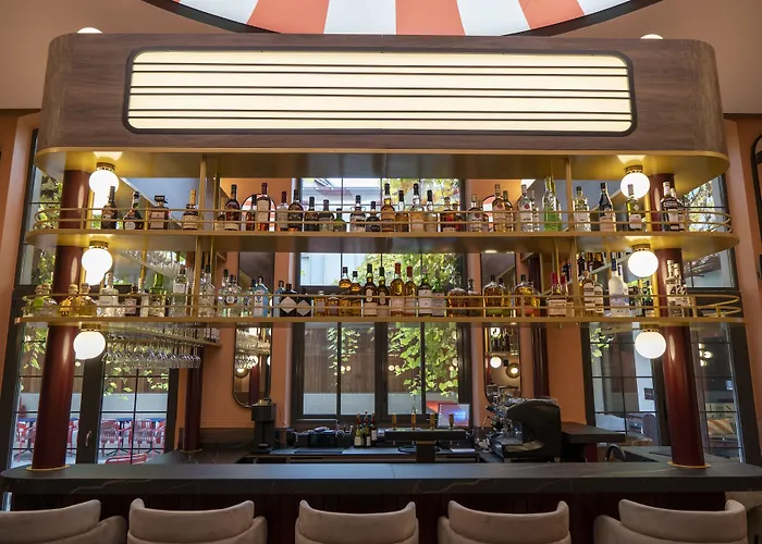 Clapclap Hôtel, Food&bar Hotel Straatsburg