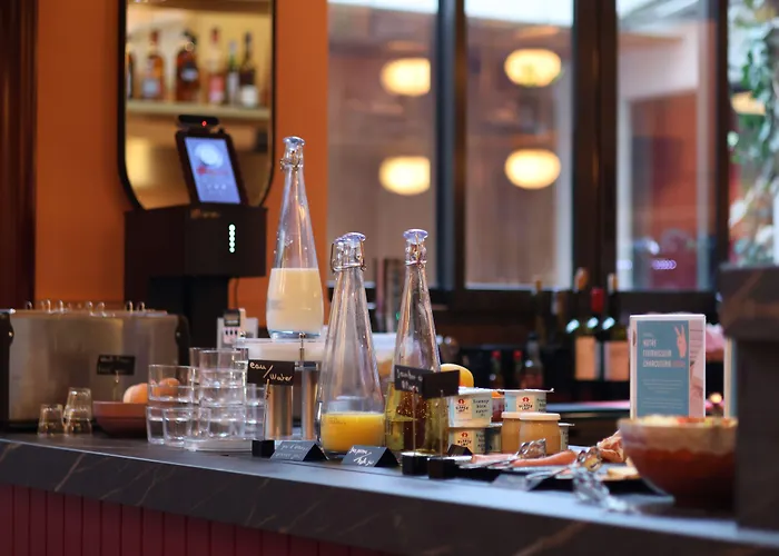 Clapclap Hôtel, Food&bar Hotel Straatsburg