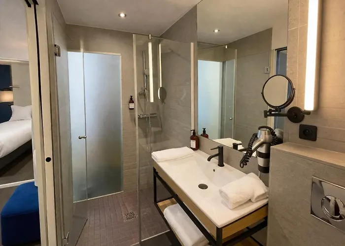 ClapClap Hôtel, Food&Bar