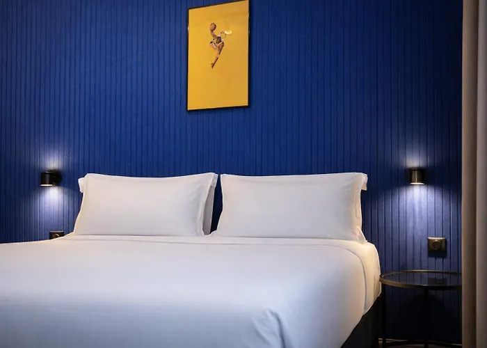 ClapClap Hôtel, Food&Bar 3*