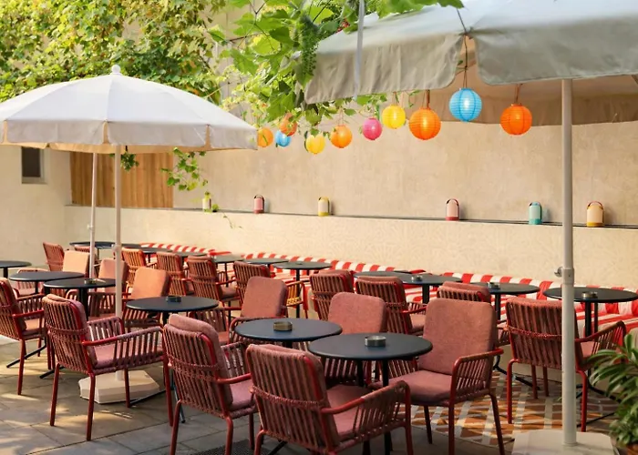 ClapClap Hôtel, Food&Bar Hotel 3*