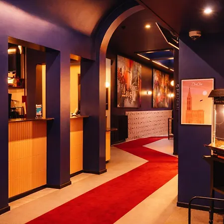 Clapclap Hotel Strasbourg Hotell 3*